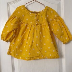 Old navy gilrs yellow white floral button top size 2T